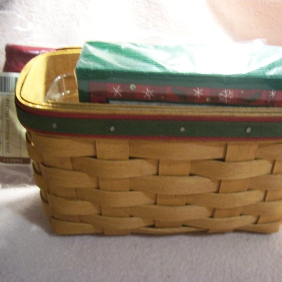Longaberger Other - 2004 Longaberger Holiday Helper basket set